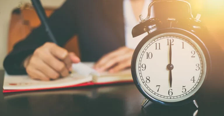 Can a private investigator help me detect cheating employees?