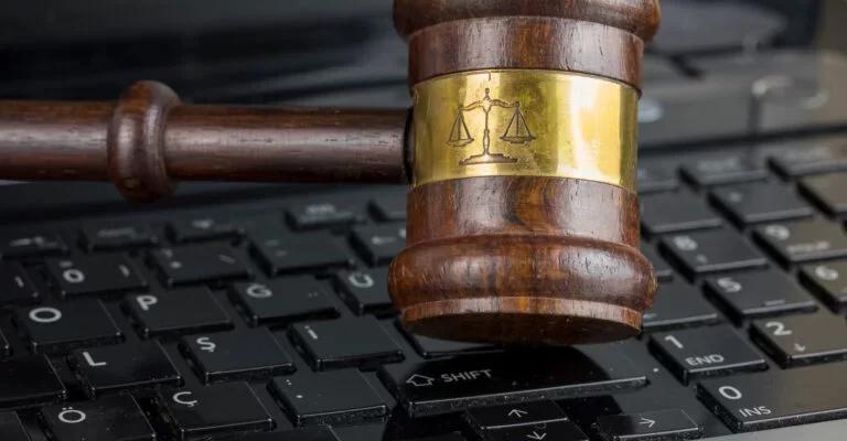 How can private investigators help with legal matters concerning computers?