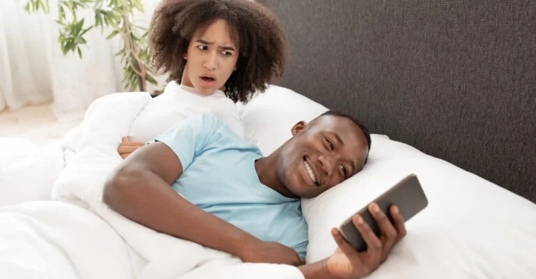 What Are the Top Signs of Infidelity?